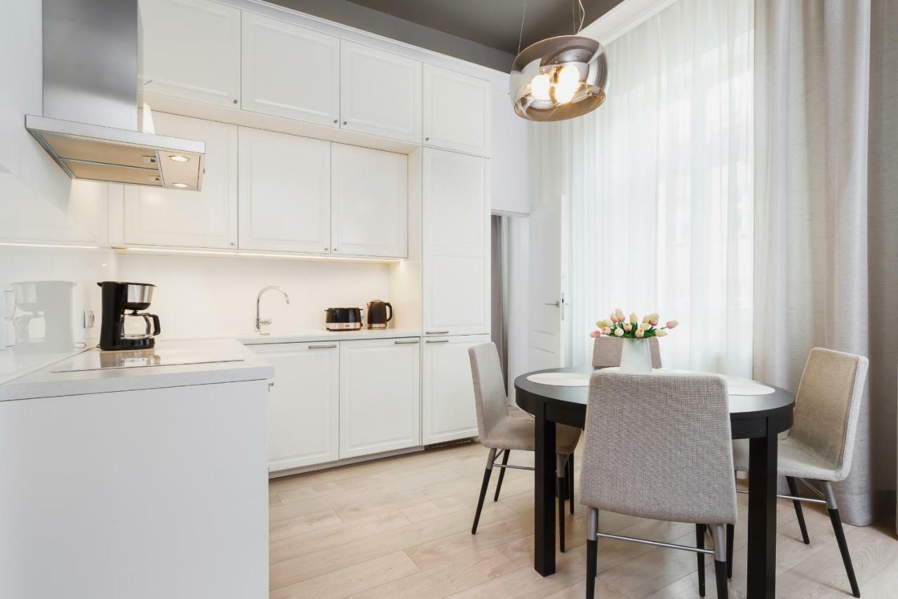 Arianska By Renters Prestige * Krakow