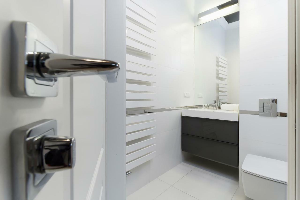 Apartment Arianska By Renters Prestige